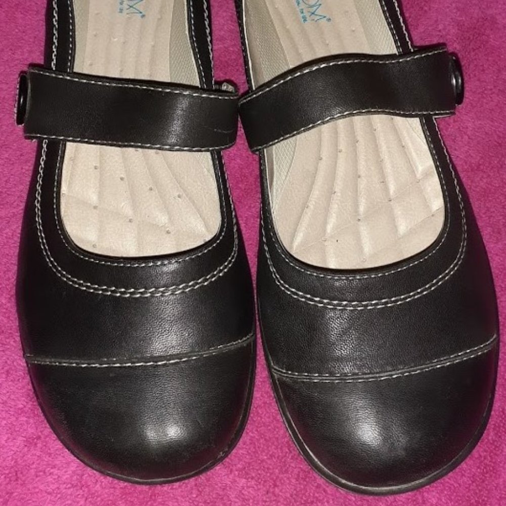 Axxiom Mary Jane Style Shoe 11 Womens